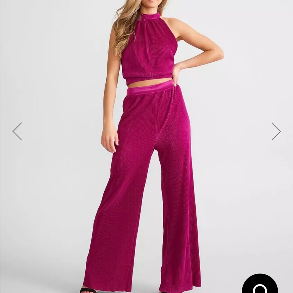 Red by BKE pleated pants and top set